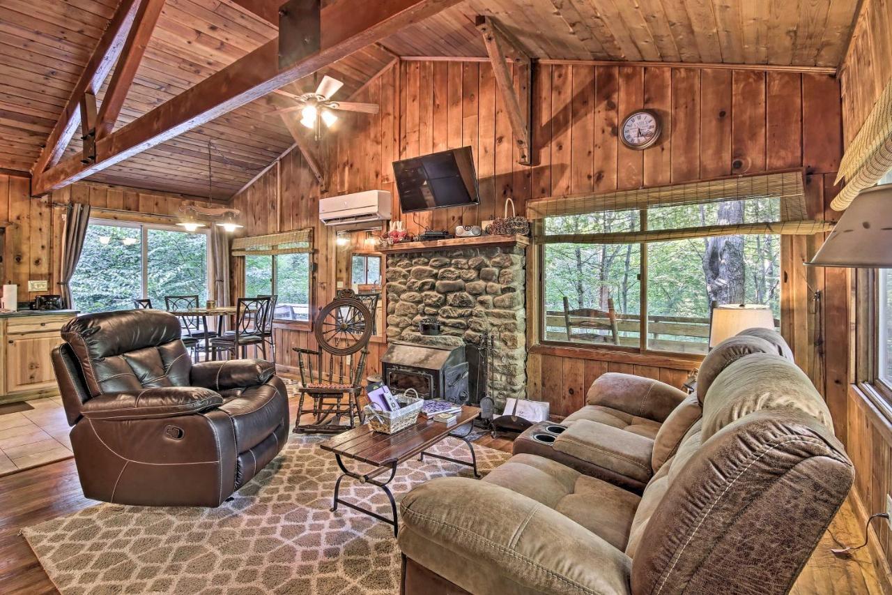 Secluded Stanardsville Cabin With 10 Acres And Hot Tub Экстерьер фото