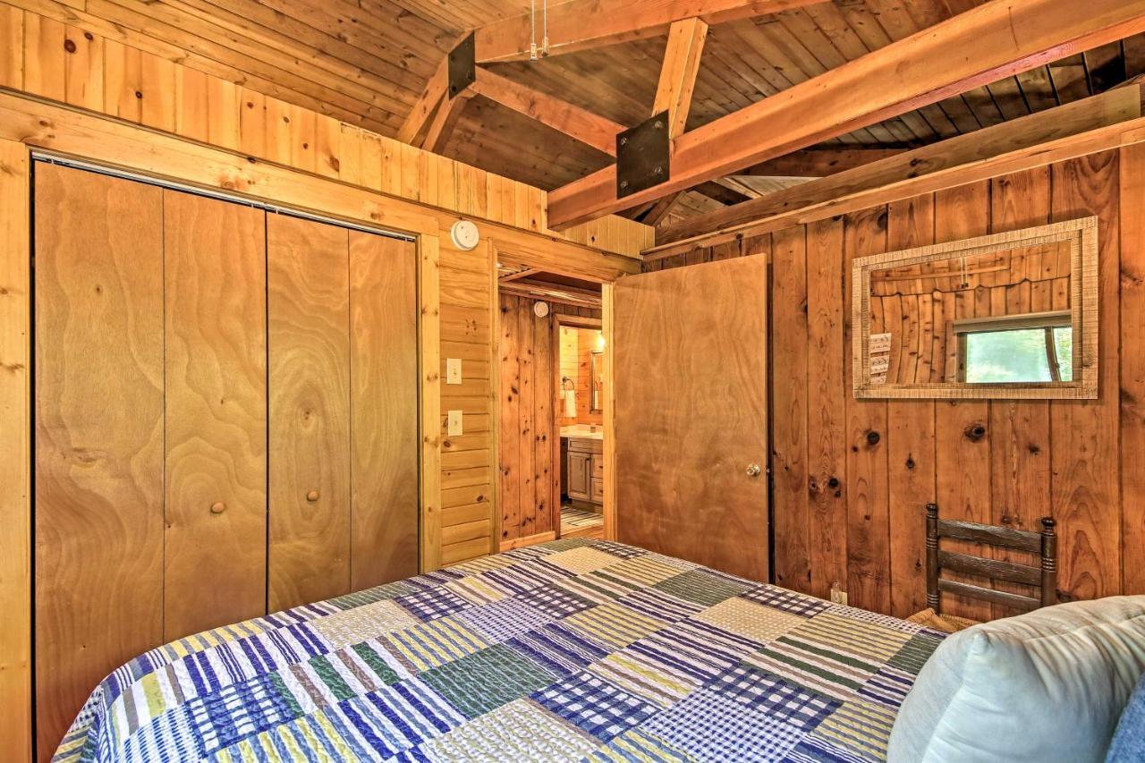Secluded Stanardsville Cabin With 10 Acres And Hot Tub Экстерьер фото